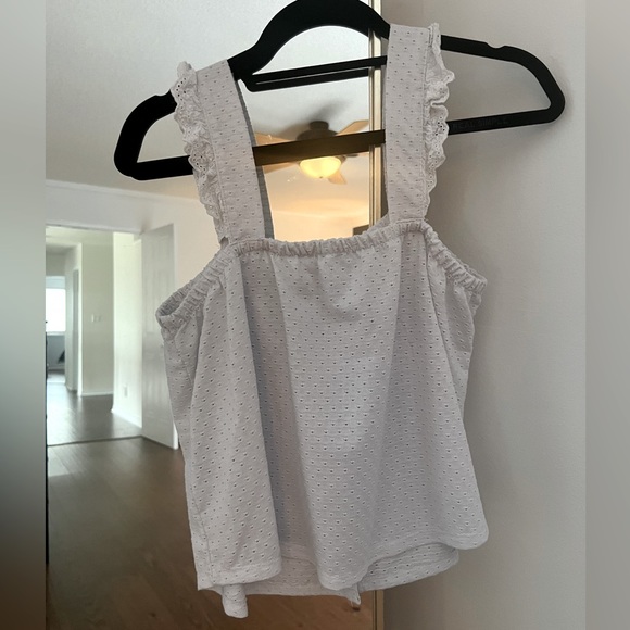 *2/$15* White Eyelet Tank - Picture 2 of 3